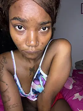 Snapshot of ShakiraThompss18 chatting on July 11, 2026, 12:44 am ShakiraThompss18 online show from July 11, 2026, 12:44 am