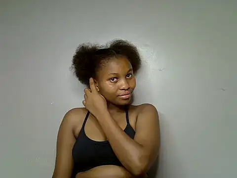 Snapshot of Swt_smiles chatting on June 29, 2026, 5:14 am Swt smiles online show from June 29, 2026, 5:14 am
