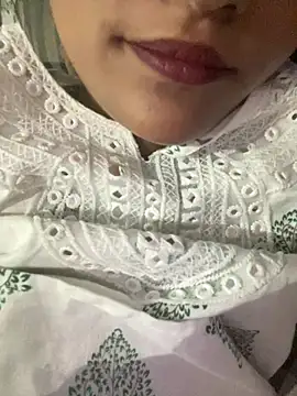 Snapshot of 5336Preetkaur873 chatting on June 18, 2026, 9:14 am 5336Preetkaur873 online show from June 18, 2026, 9:14 am