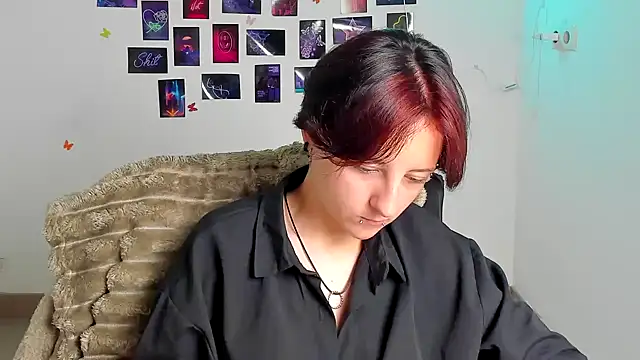 Snapshot of Dilara_Kiss_ chatting on July 16, 2026, 11:07 am Dilara Kiss online show from July 16, 2026, 11:07 am