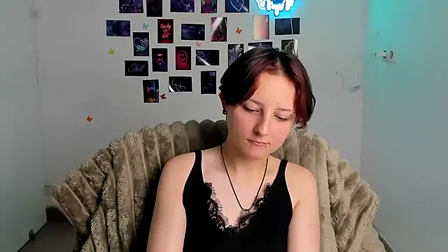 Snapshot of Dilara_Kiss_ chatting on July 28, 2026, 12:48 pm Dilara Kiss online show from July 28, 2026, 12:48 pm