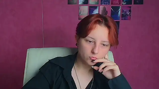 Snapshot of Dilara_Kiss_ chatting on June 24, 2026, 5:06 am Dilara Kiss online show from June 24, 2026, 5:06 am