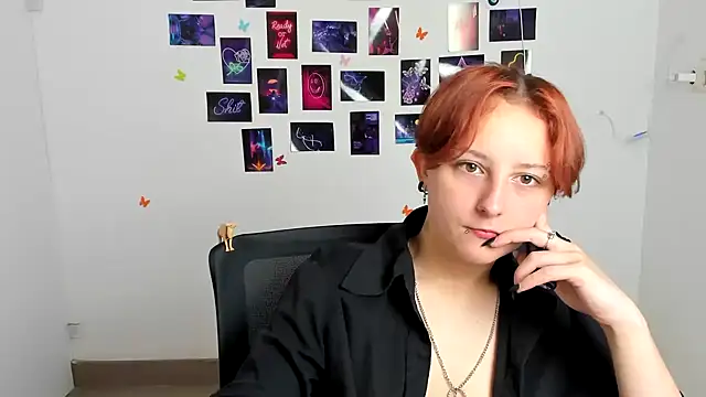 Snapshot of Dilara_Kiss_ chatting on June 28, 2026, 11:16 am Dilara Kiss online show from June 28, 2026, 11:16 am
