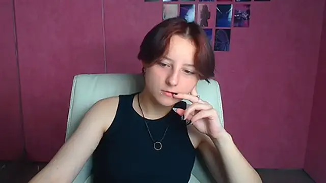 Snapshot of Dilara_Kiss_ chatting on July 22, 2026, 11:23 am Dilara Kiss online show from July 22, 2026, 11:23 am