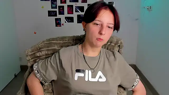 Snapshot of Dilara_Kiss_ chatting on July 17, 2026, 5:15 am Dilara Kiss online show from July 17, 2026, 5:15 am