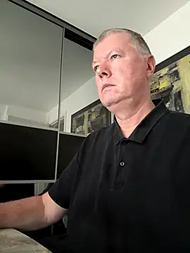 Snapshot of cumboy chatting on October 14, 2025, 9:10 am cumboy online show from October 14, 2025, 9:10 am