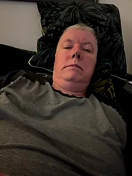 Snapshot of cumboy chatting on November 9, 2025, 11:42 pm cumboy online show from November 9, 2025, 11:42 pm