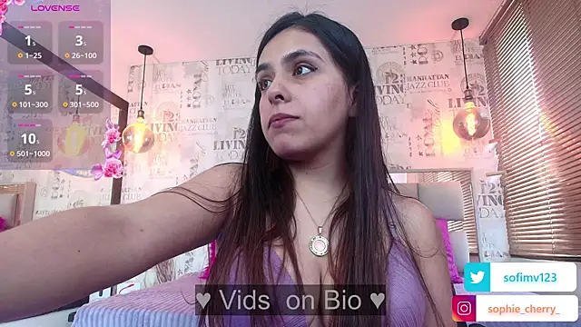 Snapshot of sofi_secrets chatting on July 27, 2026, 1:07 pm sofi secrets online show from July 27, 2026, 1:07 pm