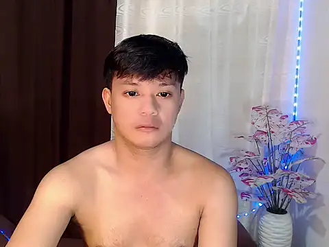 Snapshot of kingdomcum96 chatting on July 13, 2026, 9:47 pm kingdomcum96 online show from July 13, 2026, 9:47 pm