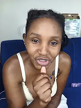 Snapshot of Holy_Virgin chatting on July 15, 2026, 9:22 pm Holy Virgin online show from July 15, 2026, 9:22 pm