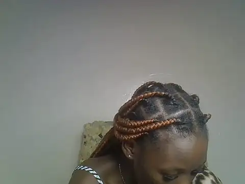 Snapshot of pretty_albright chatting on August 7, 2026, 9:26 am pretty albright online show from August 7, 2026, 9:26 am