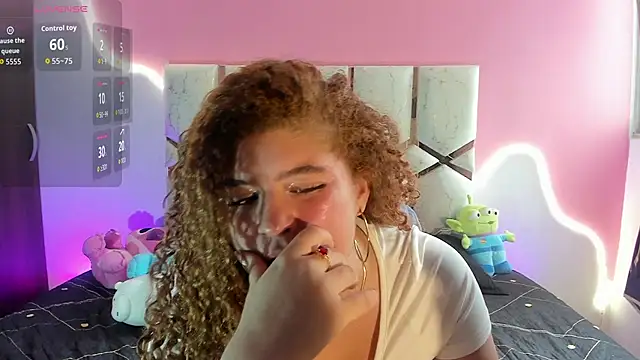 Snapshot of Kiara_velez chatting on July 12, 2026, 1:34 pm Kiara velez online show from July 12, 2026, 1:34 pm