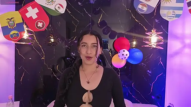 ZoeBlissX online show from July 10, 2026, 11:32 am
