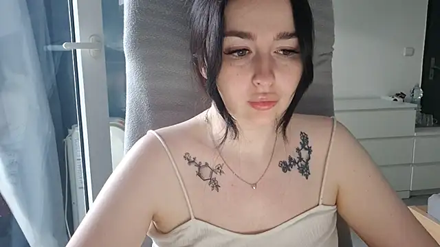 Snapshot of Baby_girl_2028 chatting on July 2, 2026, 6:14 pm Baby girl 2028 online show from July 2, 2026, 6:14 pm