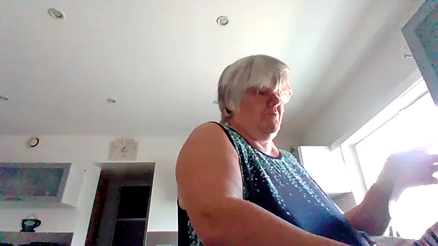 coquinesensuel online show from July 19, 2026, 7:06 am