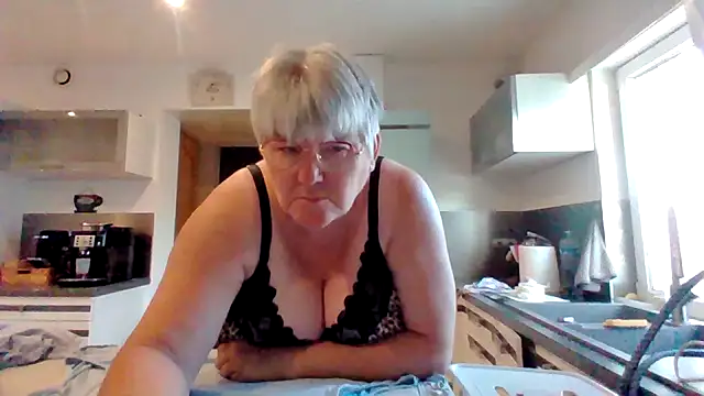 coquinesensuel online show from July 29, 2026, 5:50 am