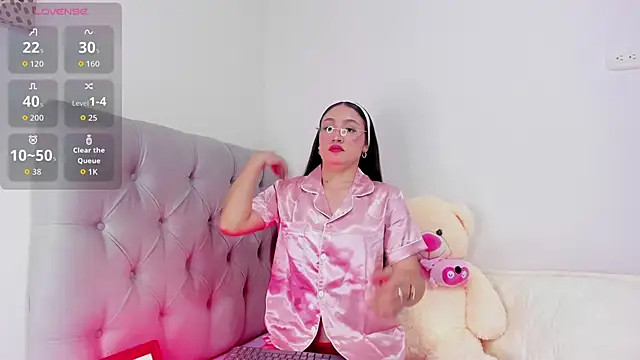 Snapshot of Freya_sweet09 chatting on June 18, 2026, 8:13 am Freya sweet09 online show from June 18, 2026, 8:13 am