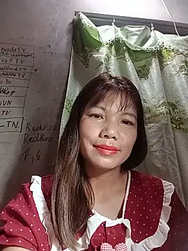 Snapshot of Gee_hot chatting on July 17, 2026, 5:21 pm Gee hot online show from July 17, 2026, 5:21 pm