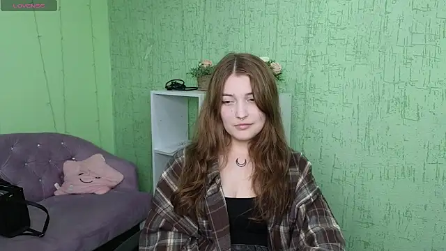 Snapshot of Zoe_Zenith chatting on June 18, 2026, 12:43 pm Zoe Zenith online show from June 18, 2026, 12:43 pm