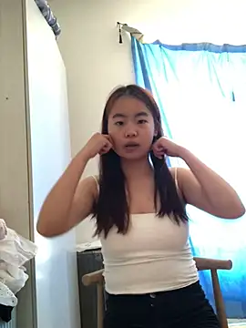 Snapshot of qingti520-18girl chatting on July 15, 2026, 8:43 am qingti520-18girl online show from July 15, 2026, 8:43 am