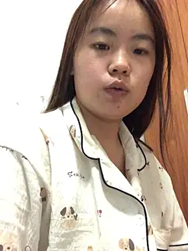 Snapshot of qingti520-18girl chatting on August 6, 2026, 2:34 pm qingti520-18girl online show from August 6, 2026, 2:34 pm
