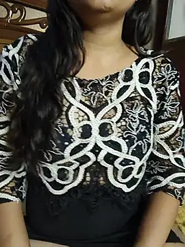 sexy-pari8 online show from July 13, 2026, 3:00 pm