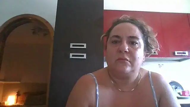 Snapshot of MissEva10 chatting on August 5, 2026, 8:41 am MissEva10 online show from August 5, 2026, 8:41 am