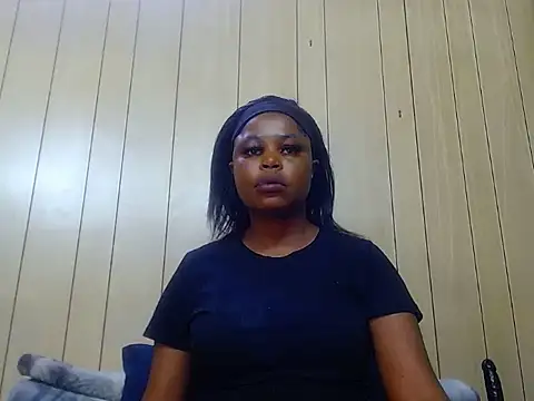 spicykittyy online show from June 25, 2026, 6:35 pm