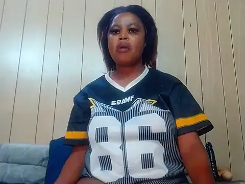 spicykittyy online show from July 14, 2026, 10:21 am