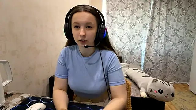 Snapshot of DivingSlab chatting on June 19, 2026, 10:43 am DivingSlab online show from June 19, 2026, 10:43 am