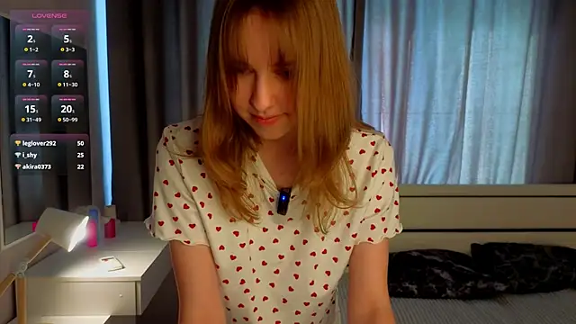 SunnySikarskie online show from July 11, 2026, 4:46 am