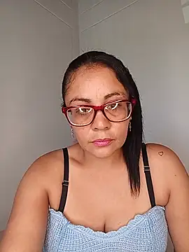 Snapshot of DiablaProhibida chatting on June 20, 2026, 4:56 pm DiablaProhibida online show from June 20, 2026, 4:56 pm