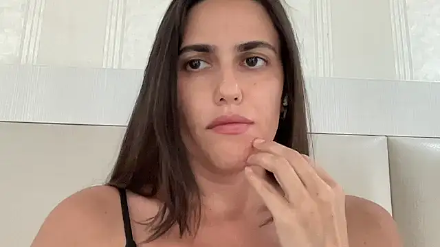 Snapshot of Rineliadi chatting on July 23, 2026, 1:30 pm Rineliadi online show from July 23, 2026, 1:30 pm