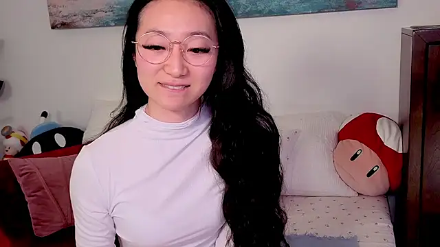 Snapshot of MySweetSofie chatting on March 4, 2026, 10:28 pm MySweetSofie online show from March 4, 2026, 10:28 pm