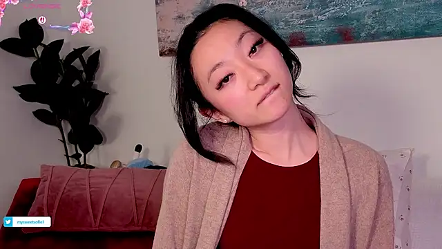 MySweetSofie online show from January 9, 2026, 10:49 pm