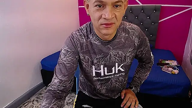 Cesirry  online show from July 18, 2026, 1:41 pm