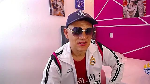 Cesirry  online show from June 27, 2026, 12:22 pm