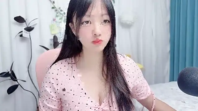 Winnie666999 online show from August 6, 2026, 3:12 am