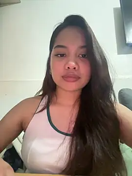 ysangggg online show from June 21, 2026, 11:49 am