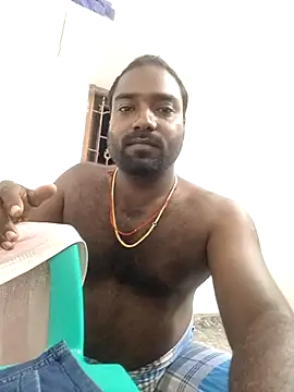 Snapshot of TinyBoy27 chatting on July 17, 2026, 10:51 pm TinyBoy27 online show from July 17, 2026, 10:51 pm