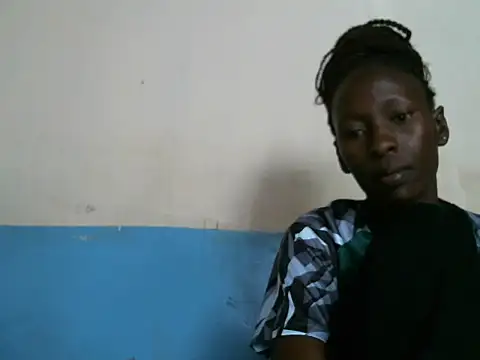 Snapshot of Honeybiscuitt chatting on June 21, 2026, 2:23 pm Honeybiscuitt online show from June 21, 2026, 2:23 pm