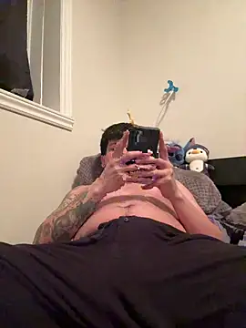 Snapshot of Sualazar chatting on February 11, 2026, 12:10 am Sualazar online show from February 11, 2026, 12:10 am