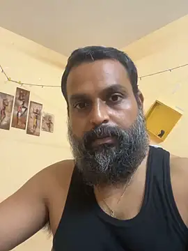 Snapshot of beast_bearded_dady chatting on June 22, 2026, 8:00 am beast bearded dady online show from June 22, 2026, 8:00 am
