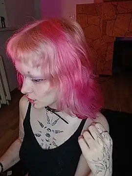Snapshot of meow_nicole chatting on June 29, 2026, 10:53 pm meow nicole online show from June 29, 2026, 10:53 pm