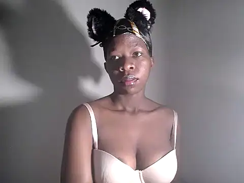 Snapshot of MaliciaRose chatting on June 29, 2026, 4:50 pm MaliciaRose online show from June 29, 2026, 4:50 pm