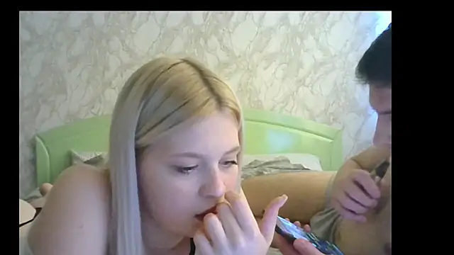 sweet Velmira online show from June 26, 2026, 9:26 am