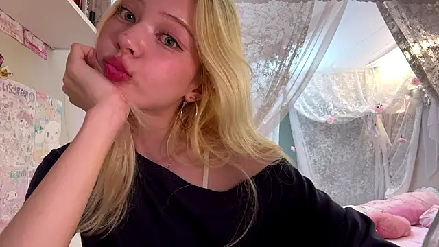 LinaFloww online show from June 26, 2026, 9:20 pm