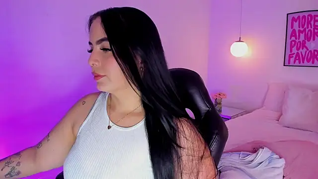 Snapshot of camilaa7 chatting on July 11, 2026, 7:19 am camilaa7 online show from July 11, 2026, 7:19 am