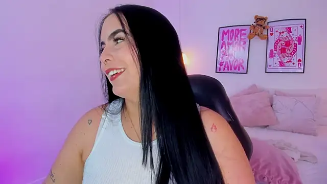 Snapshot of camilaa7 chatting on July 6, 2026, 7:26 am camilaa7 online show from July 6, 2026, 7:26 am