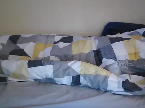 a5ar5rooooov online show from November 13, 2025, 9:40 pm